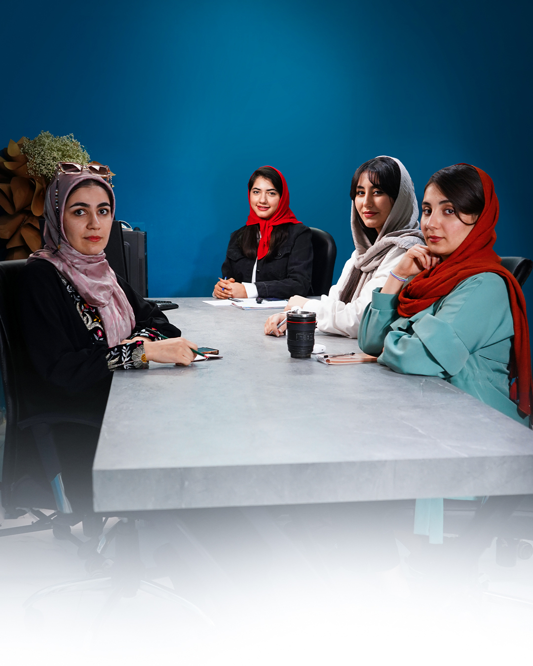 تیم آکادمی برمودا در حال برنامه‌ریزی و توسعه خدمات دیجیتال